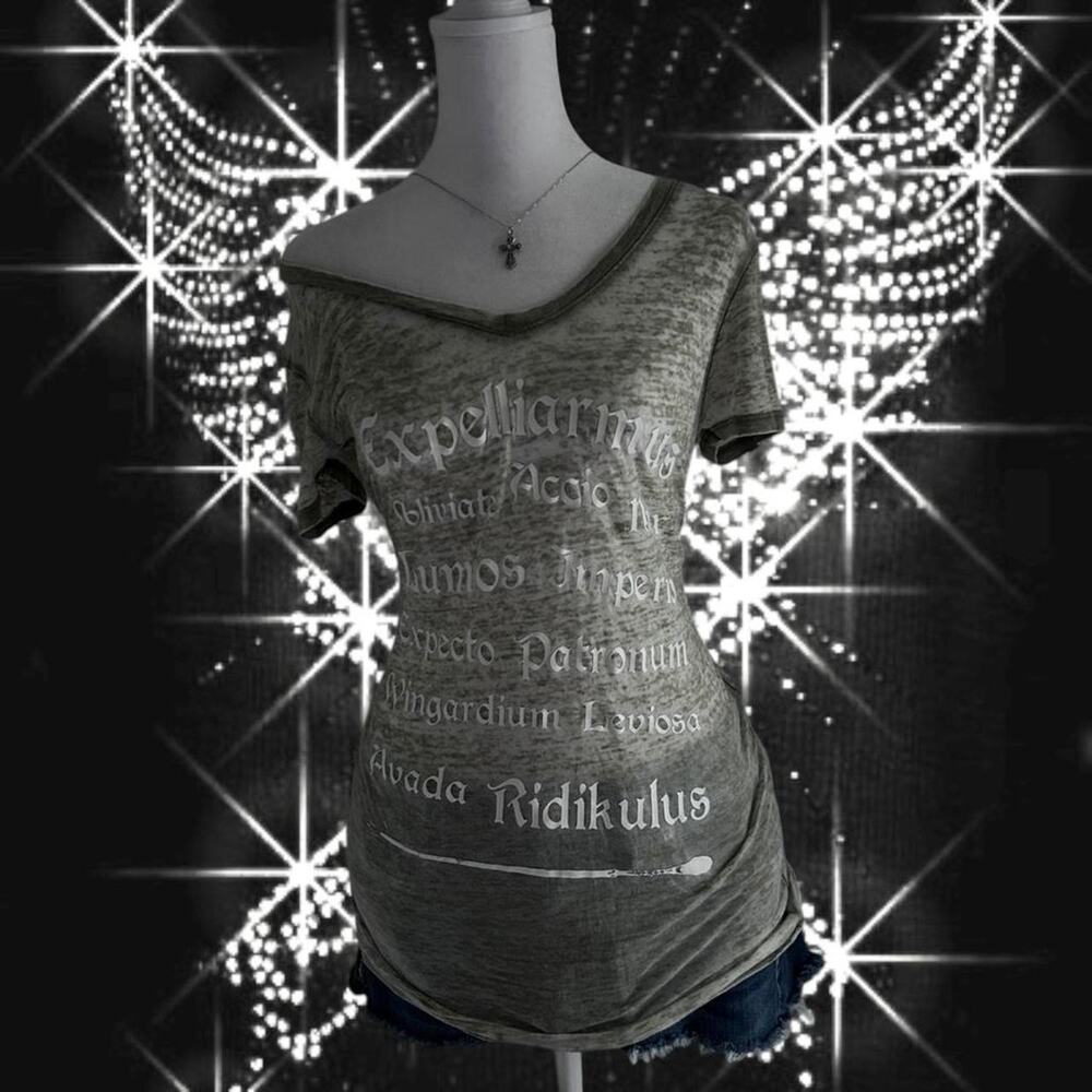 Washed khaki green v neck old english grunge skinny top